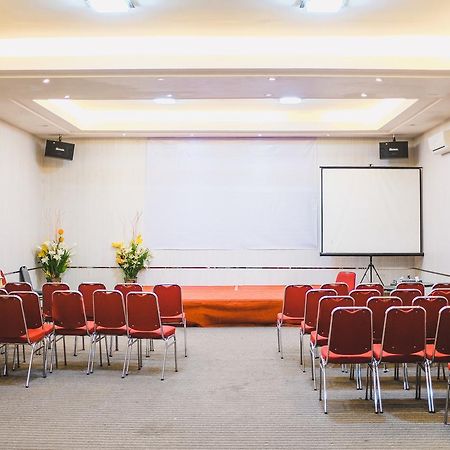 Reddoorz Plus Near Mall Panakukang Makassar Eksteriør bilde