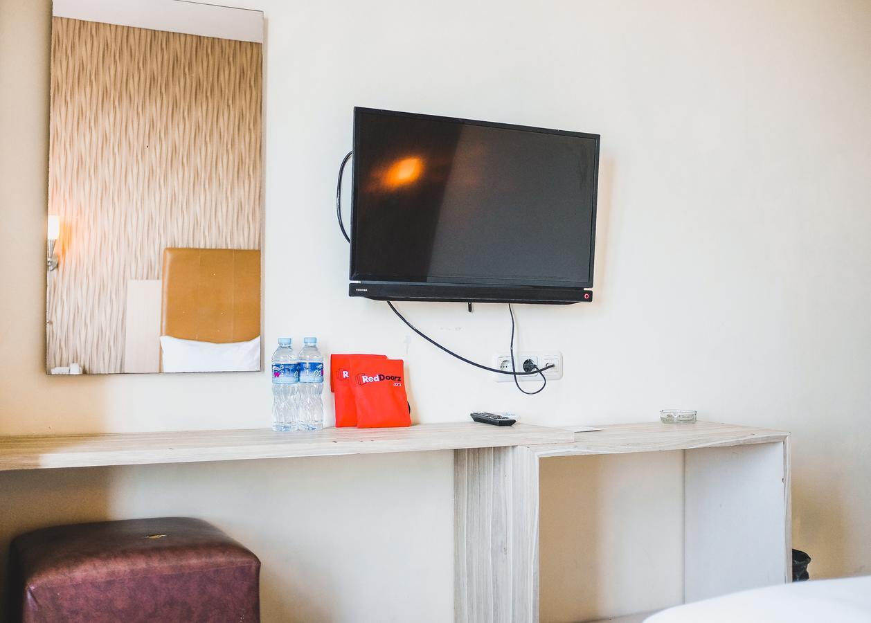 Reddoorz Plus Near Mall Panakukang Makassar Eksteriør bilde