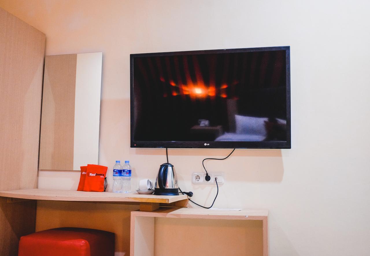 Reddoorz Plus Near Mall Panakukang Makassar Eksteriør bilde
